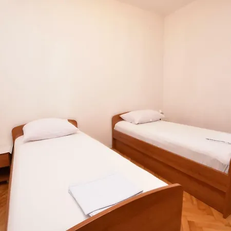 Apartment Damir