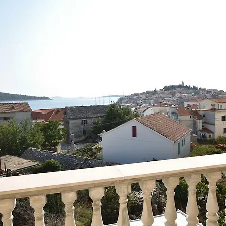 Damir Apartment Primosten