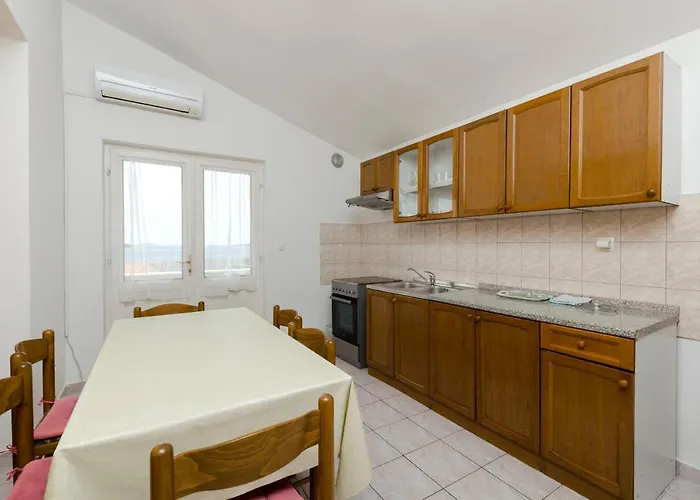 Damir דירה פרימוסטן